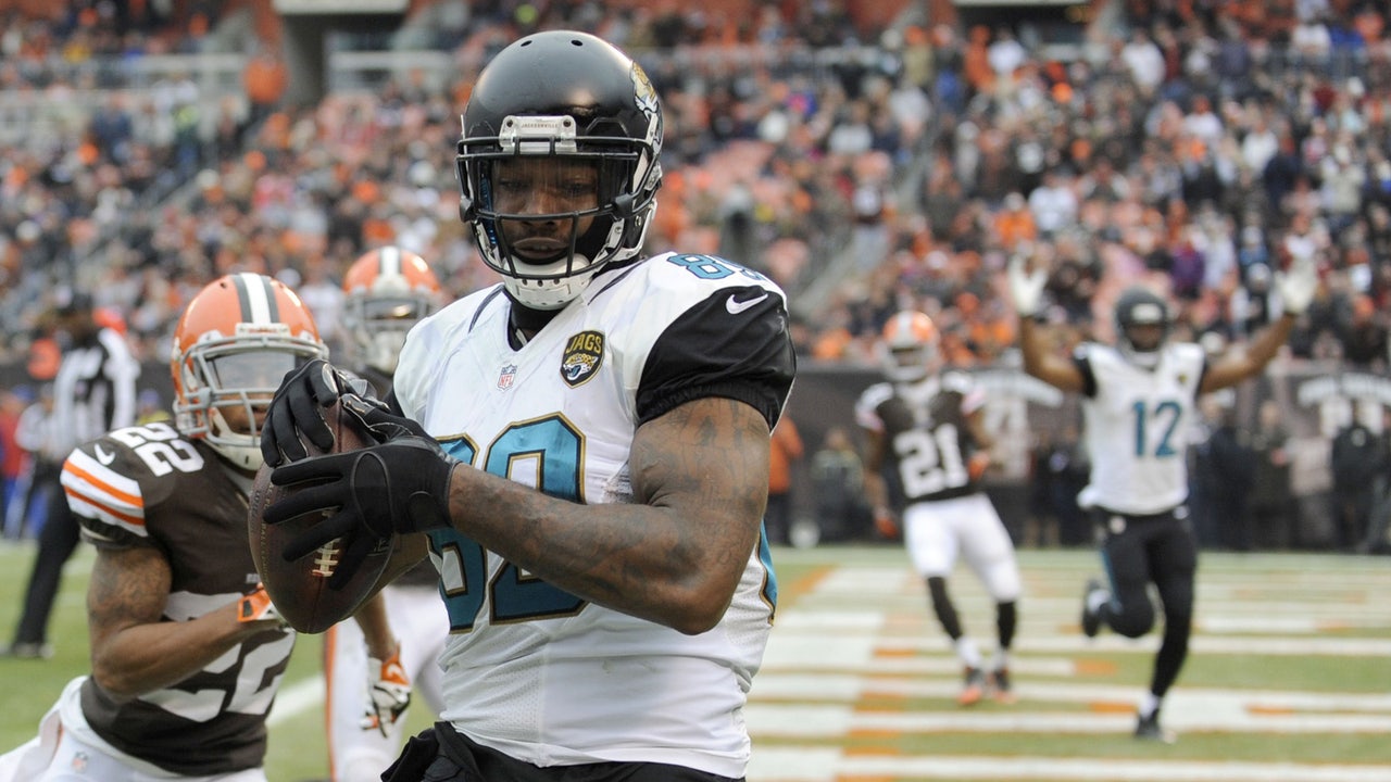Jaguars TE Marcedes Lewis making case to return in 2014